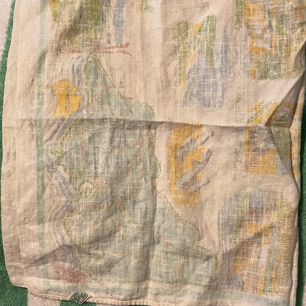 Vintage Victoria Australia Souvenir Towel pure linen